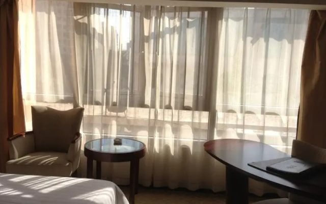 Shihui Neighborhood Holiday Hotel