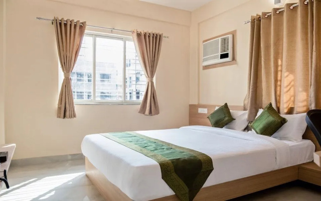 Treebo Indus Residency Premium