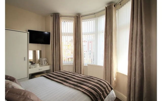 The Inglewood Hotel