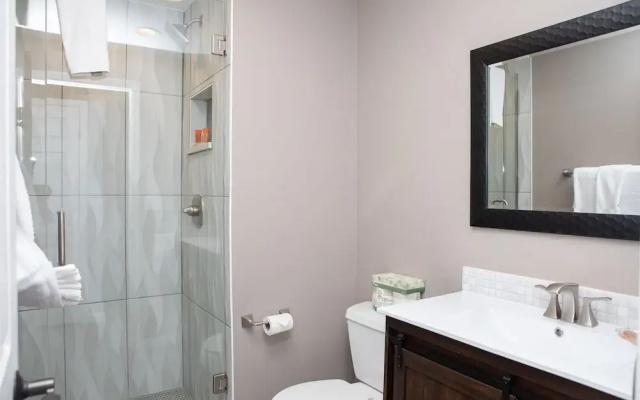 6 Chamonix Lane 3 Bedroom Townhouse by RedAwning