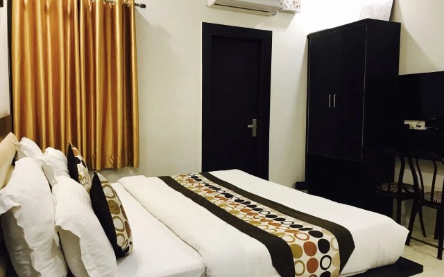 Hotel Aaradhya Residency
