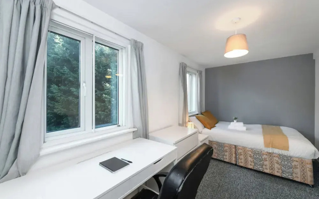 Montpellier Road 127