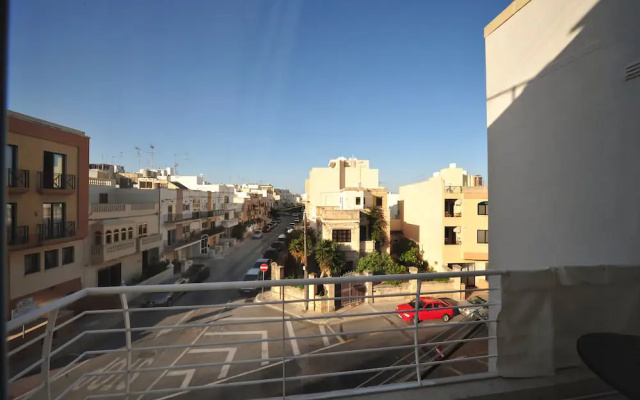 Eri Apartments E039