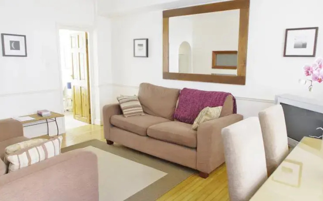 The London Agent - West Kensington III