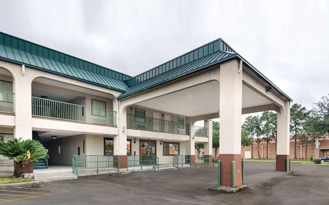 Comfort Inn Brookhollow