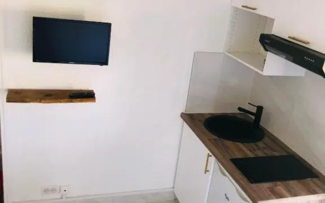 Joli studio maisonnette à 100m de la plage