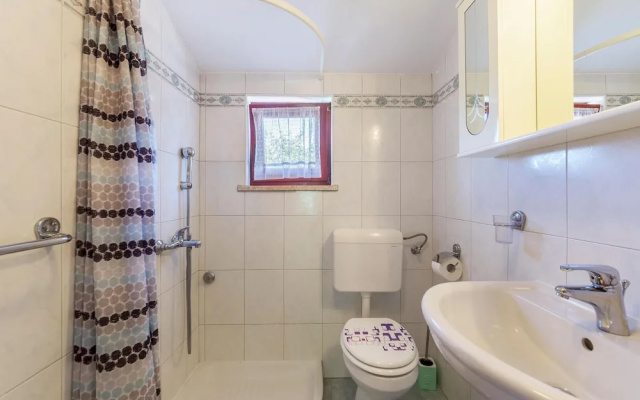 Amazing Home in Labin With Wifi and 4 Bedrooms