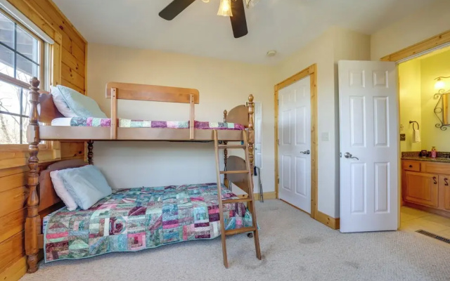 Waynesville Vacation Rental w/ Mountain Views!