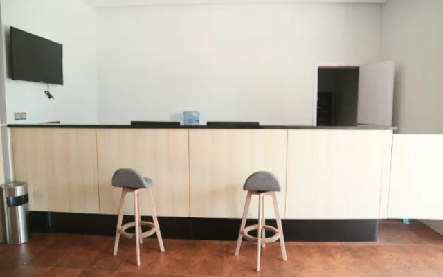 Pebble Motel (Tianjin Jinghai Shengli Street)