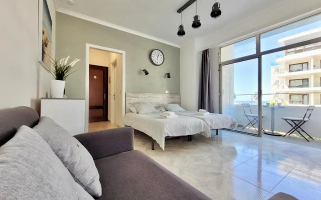Sunset View Studio by TOR