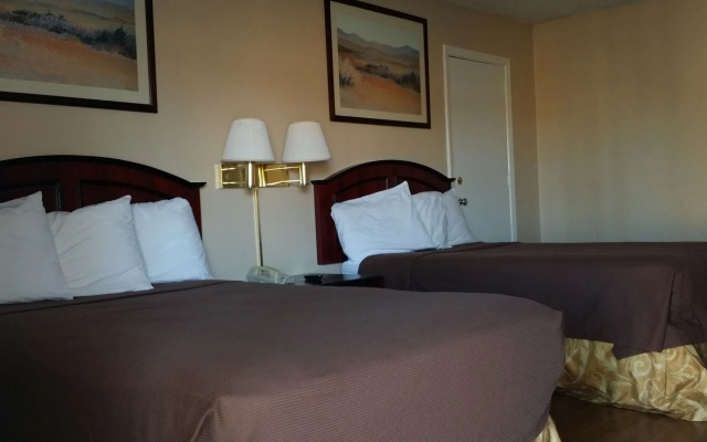 R Nite Star Hotel