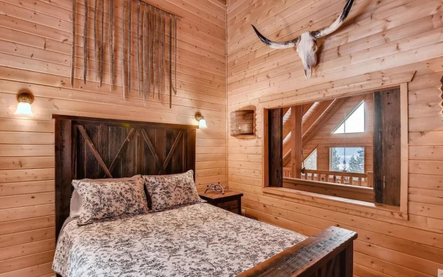 Ridgecrest Hideaway