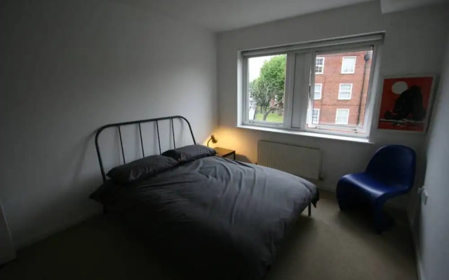 Stylish 2 Bedroom in Trendy East End