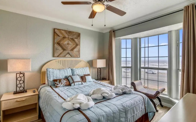 Room with a View by Ryson Vacation Rentals
