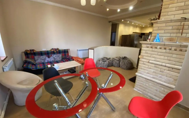 Pandora Villa Plaza - Вилла в Цахкадзоре с камином