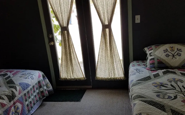 Mansfield Woods Vacation Cabins