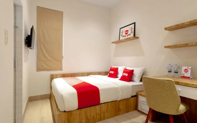 OYO 1476 Asoka Family Residence