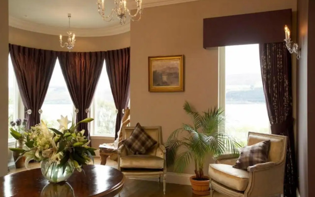 Loch Ness Lodge