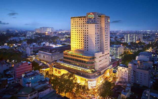 Windsor Plaza Hotel вид на фасад