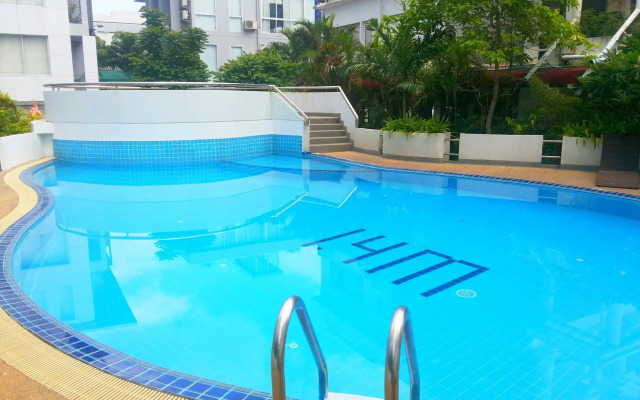 Patong Tower Apartment by United 21 Thailand