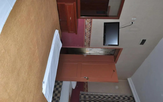 Saray Hotel