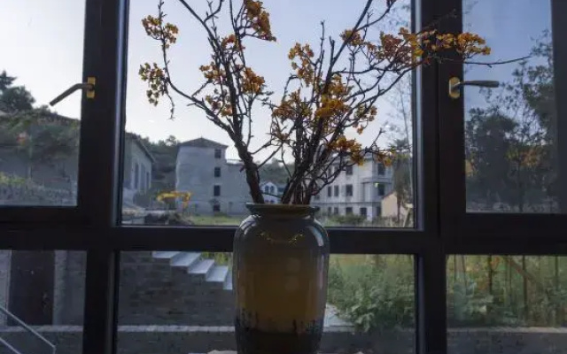 Wudang Sanshe Yuansu Hotel (Wudang Mountain Entrance Branch)