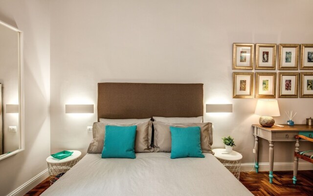 Travel & Stay - Scala
