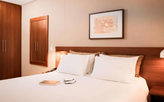 Mercure Curitiba Golden Hotel