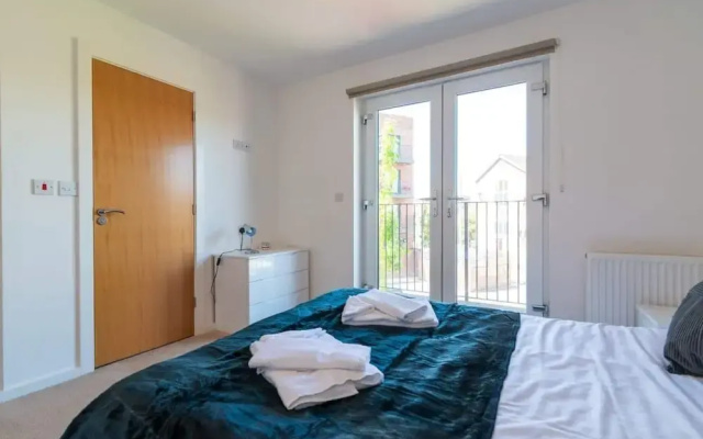Executive City Apartment -Near Greengate