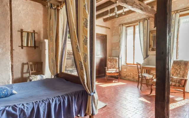 A Cave House With a Historic Charm