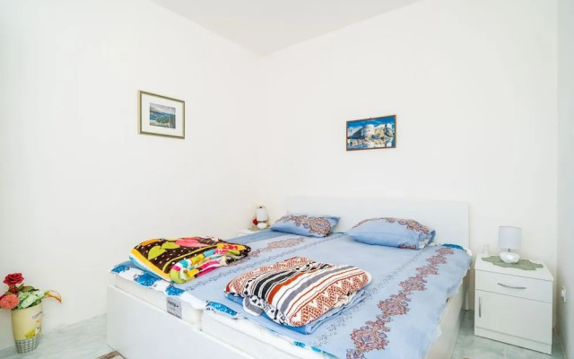 Apartment Kia