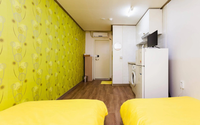24 Guesthouse Edae