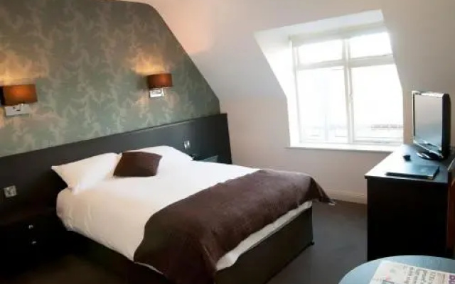 Dinn Rí Hotel