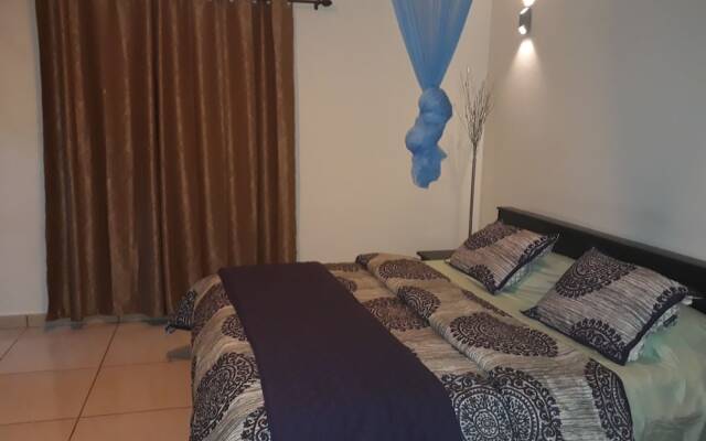 Atlantis Beach Hotel in Monrovia, Liberia from 170$, photos, reviews - zenhotels.com guestroom