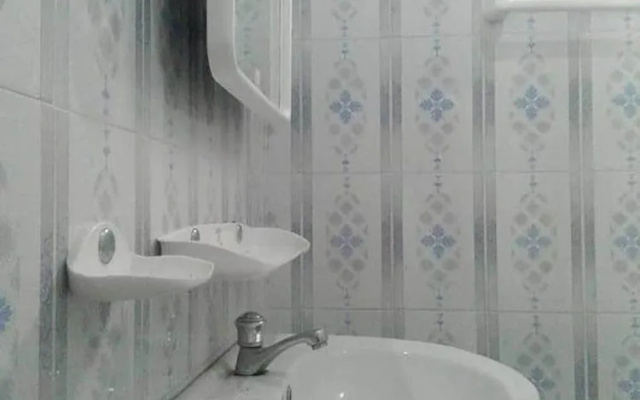 Randi Guest House