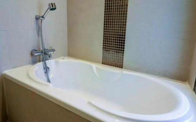 Nida Rooms Tapae Walking Street Soi 4