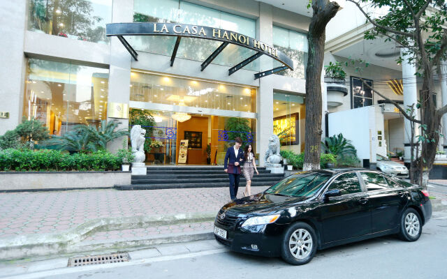 La Casa Hanoi Hotel вид на фасад