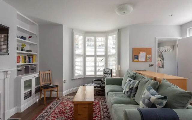 Newly Refurbished 2 Bedroom Flat in Fulham