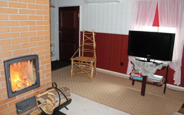 Posti Holiday Home