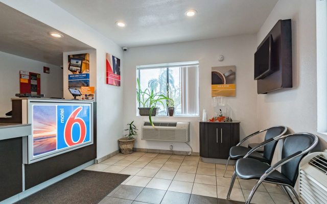 Motel 6 Ft. Pierce, FL, Fort Pierce