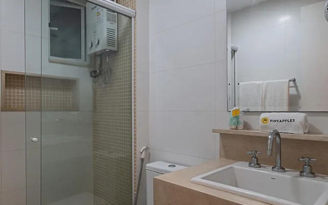 3 Minutes From Copacabana Beach Stc303