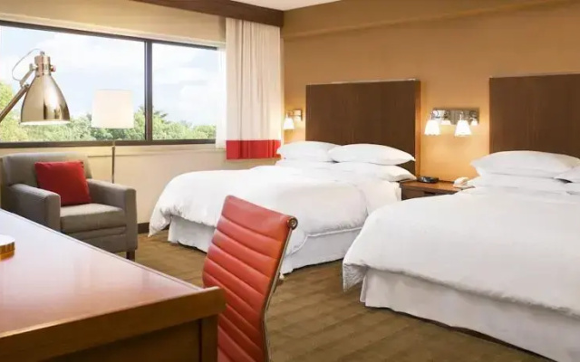 Wyndham Richmond Airport Hotel