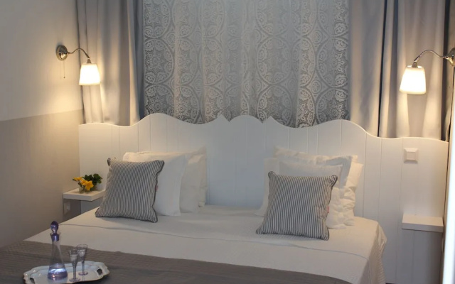Akti Elia Villas