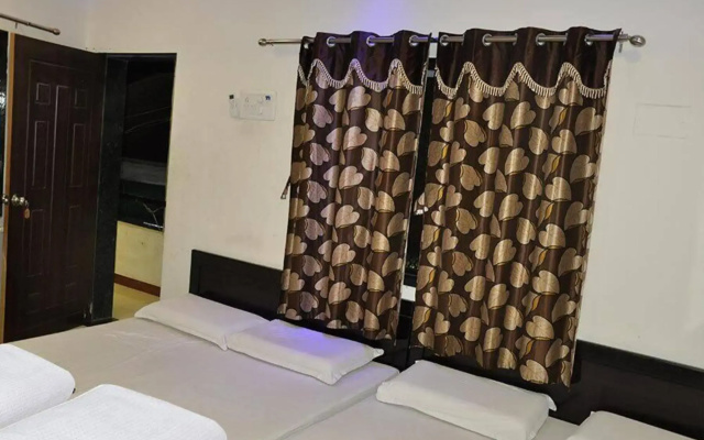 Hotel Madhav Guest House