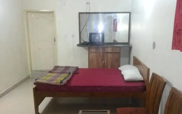 Hotel Vineet by OYO Rooms