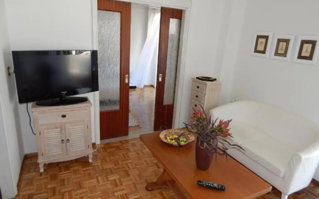 Baroque 10-person Apartment in Makrygialos