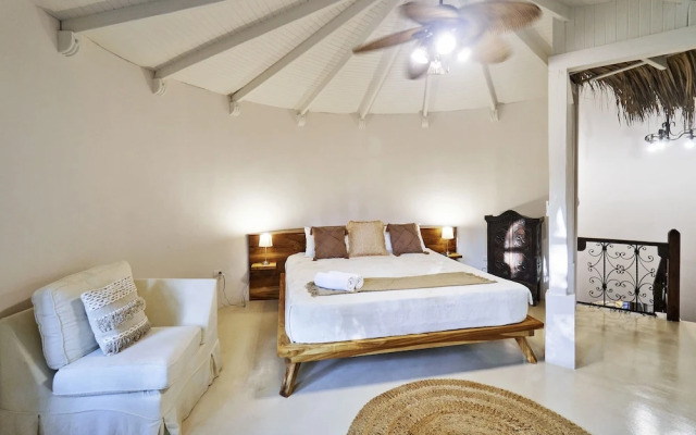 Paradise Beach Lodge