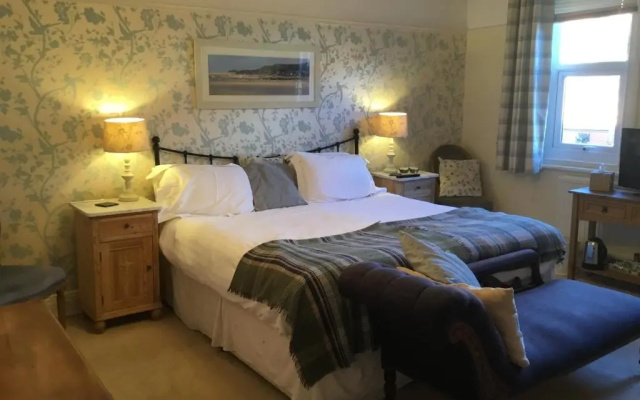 Lee-Side B&B