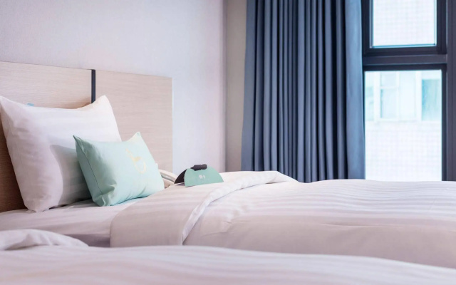 Liyaou Hotel