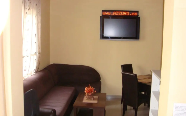 Azzuro Apartments